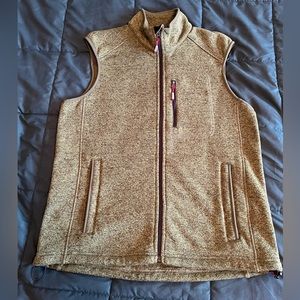 Orvis men’s fleece full-zip vest, size Large.